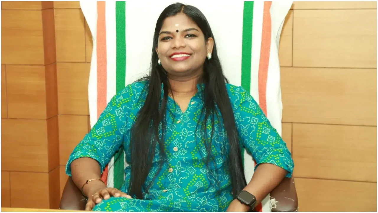 IAS Sridhanya Suresh
