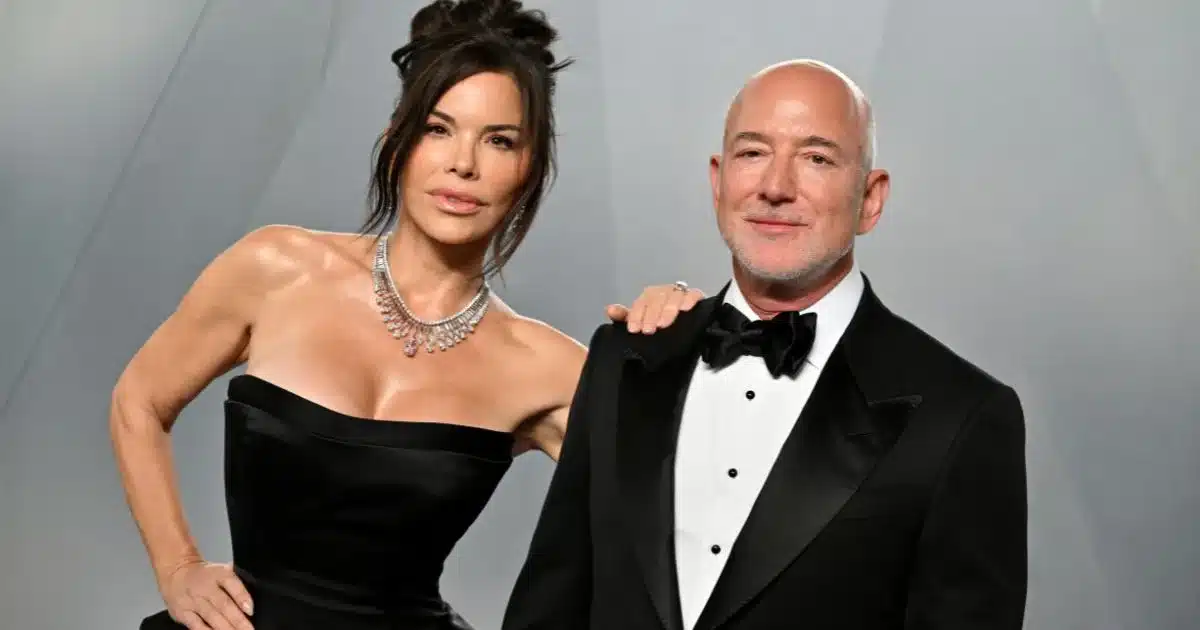 Jeff Bezos Wife Lauren Sánchez Baby Comment Goes Viral, Truth Revealed