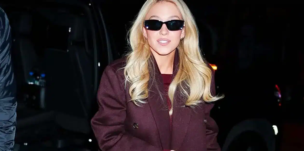 Sydney Sweeney Denim Shorts Rodeo Look Syrn Campaign